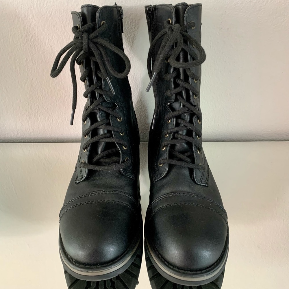 Lace-up Black Combat Boots